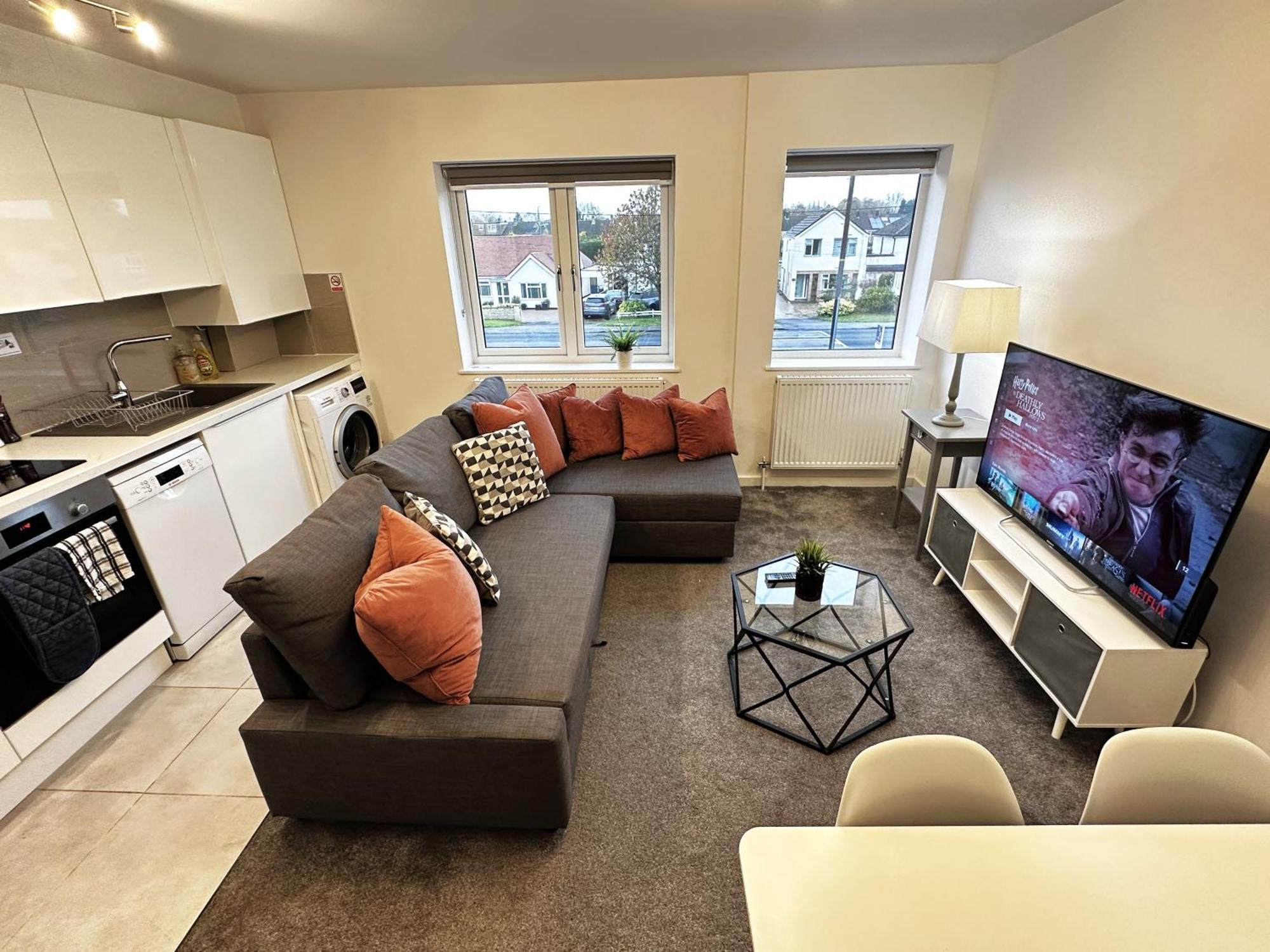 Walnut Flats: Cozy 2-Bedroom Near Oxford with Netflix & Parking Kidlington Exterior photo